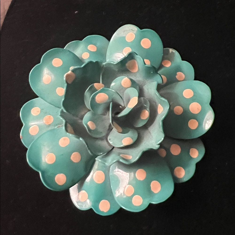 Vintage 1960’s Enamel Turquoise Blue and White Polka Dot Flower Brooch/Pin 2.5” - Picture 2 of 5